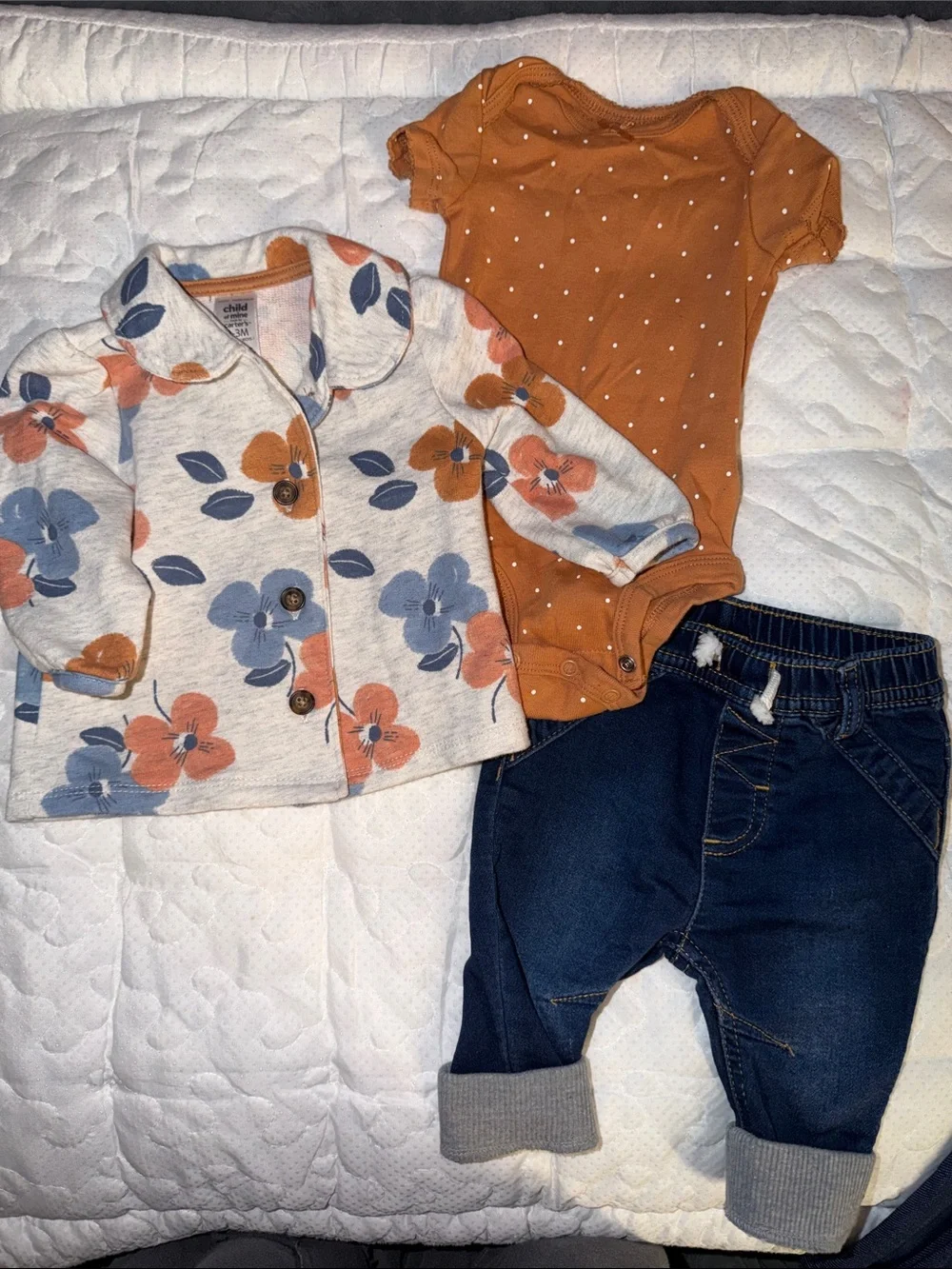3-Piece Baby Outfit Set 0-3M Floral Cardigan, Tee & Jeans